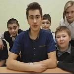На севере Красноярского края школьники записали видеобращение пострадавшей в автоаварии однокласснице
