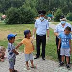 Автоинспекторы и юристы МВД по Республике Алтай провели занятия по ПДД на детских площадках  Республики  