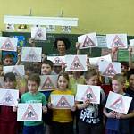 Школьники Карелии и Уполномоченный по правам ребенка в республике поддержали Интернет-акцию #ДобрыйЗнак