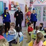 Юные инспекторы движения обучают дошкольников Кабардино-Балкарии дорожной грамоте по методике кампании «Навстречу безопасности»