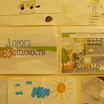 Сотрудники ГИБДД Удомельского района в преддверии осенних каникул проводят в школах уроки безопасности 
