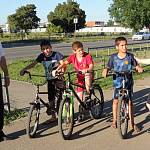 Детям Адыгеи напомнили  о необходимости использования защитных аксессуаров во время велопрогулок
