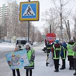 Сотрудники Госавтоинспекции Новосибирска проводят профилактические акции в районах с ростом аварийности с участием детей