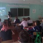 В Усть-Абаканском районе школьники ознакомились с видами и принципами действия световозвращающих элементов