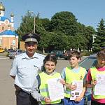 Профилактическую акцию ко Дню защиты детей провели Госавтоинспекторы и отряд ЮИД "Знайки"