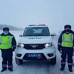 В условиях резкого похолодания сотрудники Госавтоинспекции Хабарского района оказали помощь участникам дорожного движения
