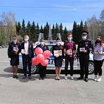 В Республике Алтай сотрудники Госавтоинспекции присоединились к проведению Всероссийской акции «Георгиевская ленточка»