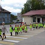 В Карелии «Шагающий автобус» с первоклассниками из удаленных городов провели родители и главный госавтоинспектор района 