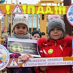 Пятигорские дошкольники проводят фотоакцию для социальных сетей в поддержку соблюдения правил движения