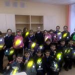 В школах Йошкар-Олы автоинспекторы проводят серию уроков «Сделай «светлячка» в дорогу!»