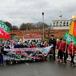 Шествие ЮИДовцев продемонстрировало жителям Великого Новгорода приверженность идеям дорожной безопасности