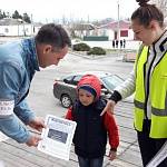 Родительские патрули Кабардино-Балкарии напоминают школьникам о правилах безопасного поведения на дороге