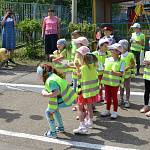 9 июня 2021 года, в детском саду №35 «Сказочная   страна» прошла акция «Притормози»