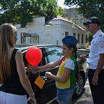 Юидовцы Ставрополья разъясняют водителям новые правила перевозки детей