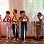 В Карелии сельские дошкольники встретились в клубе веселых и находчивых участников дорожного движения 