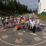 В детских садах Югры закрепляют знания дорожной грамоты