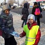 Хабаровские юидовцы помогают малышам стать более заметными на дорогах города
