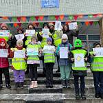 В Кемерове педагоги совместно с активистами провели акцию «Внимание, пешеход!»