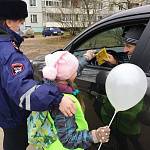 Накануне Всемирного дня ребенка внимание новгородских водителей  привлекли к проблеме детского дорожно-транспортного травматизма 