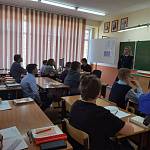 Инспекторы совместно с Кузбасской командой «Молодёжки ОНФ» провели для школьников лекцию на тему «Безопасность детства»