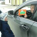Школьники Югры при помощи писем призвали водителей быть внимательнее на дорогах