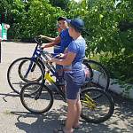Юным велосипедистам Адыгеи напомнили о необходимости использования защитных аксессуаров