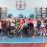 Руководитель федерации велоспорта Кировской области объяснил школьникам технику безопасного вождения
