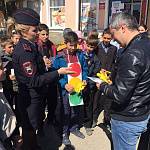 Отряды ЮИД Ставропольского края поддержали Всероссийскую семейную акцию "Сохрани жинь! #СбавьСкорость"