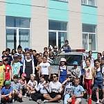 Сотрудники Госавтоинспекции Новосибирска провели праздник безопасности для детей из трудовых лагерей и посещающих летние площадки при ТОС