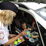 Госавтоинспекторы разъяснили участникам дорожного движения новые правила перевозки детей в автомобиле