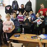 Инспекторы совместно с представителями Кузбасской команды «Молодёжка ОНФ» провели для школьников мастер-класс по изготовлению световозвращателей
