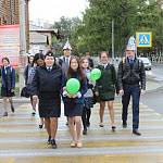 Школьники Кызыла напомнили водителям о соблюдении правил дорожного движения 